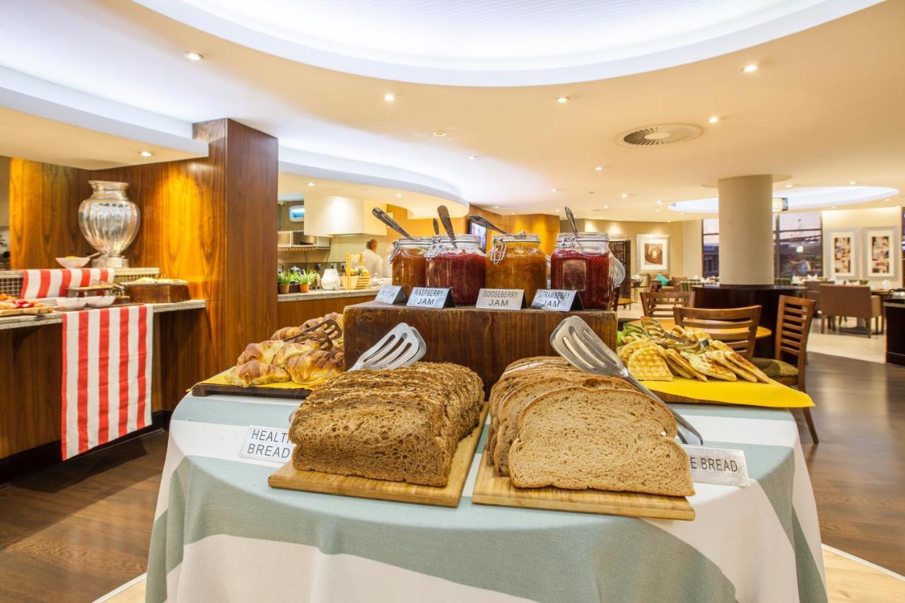 City Lodge Hotel Lynnwood Претория Екстериор снимка