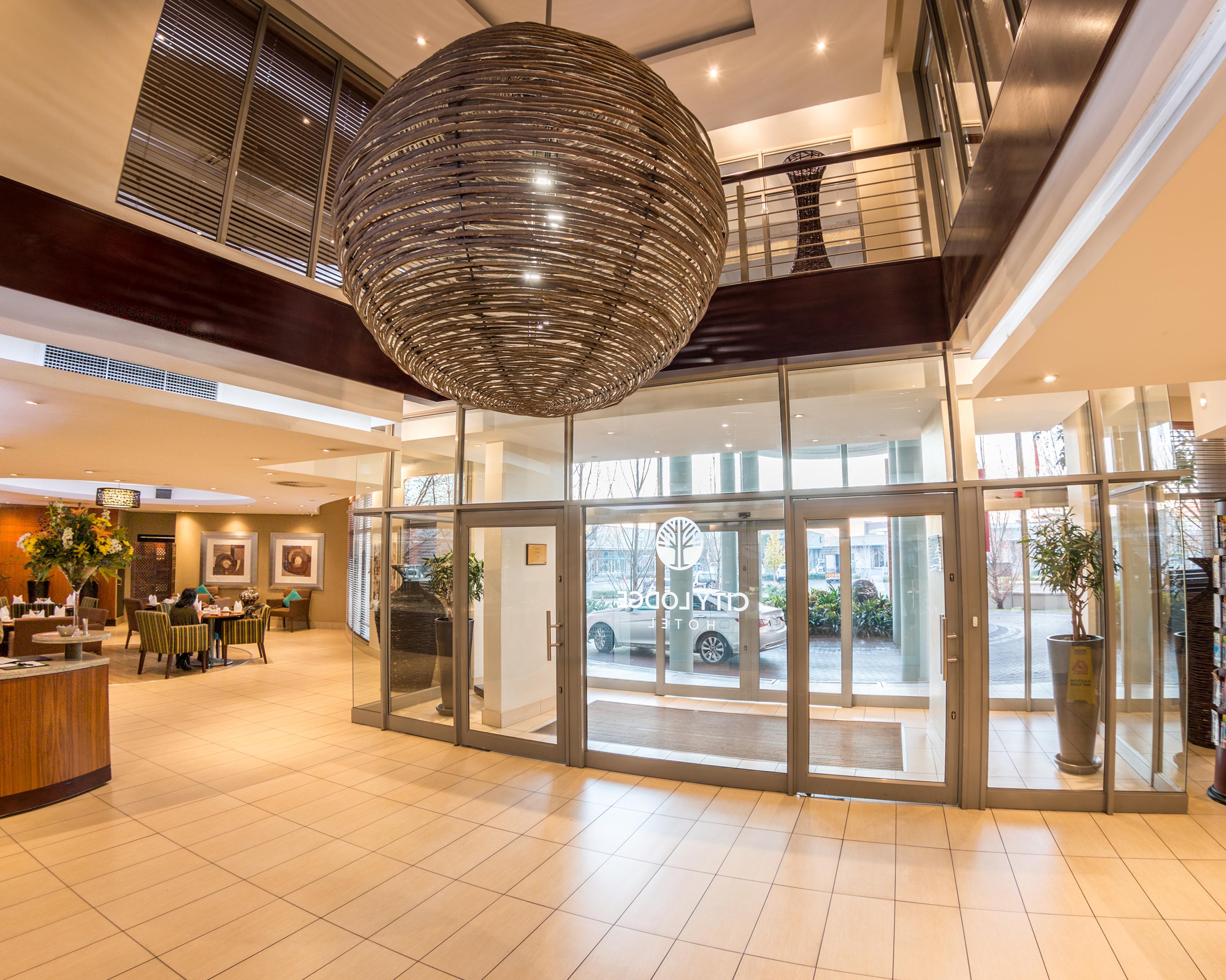 City Lodge Hotel Lynnwood Претория Екстериор снимка